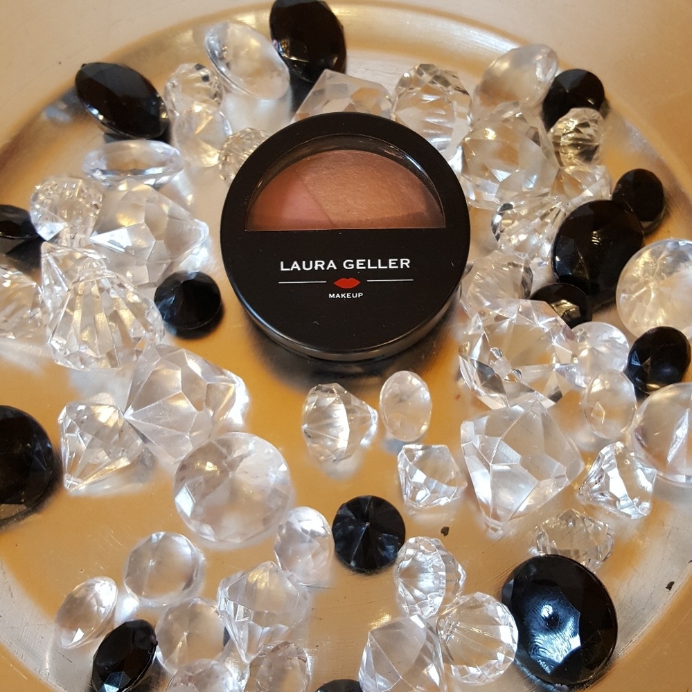 🎉HOST PICK🎉Laura Geller baked eyeshadow trio